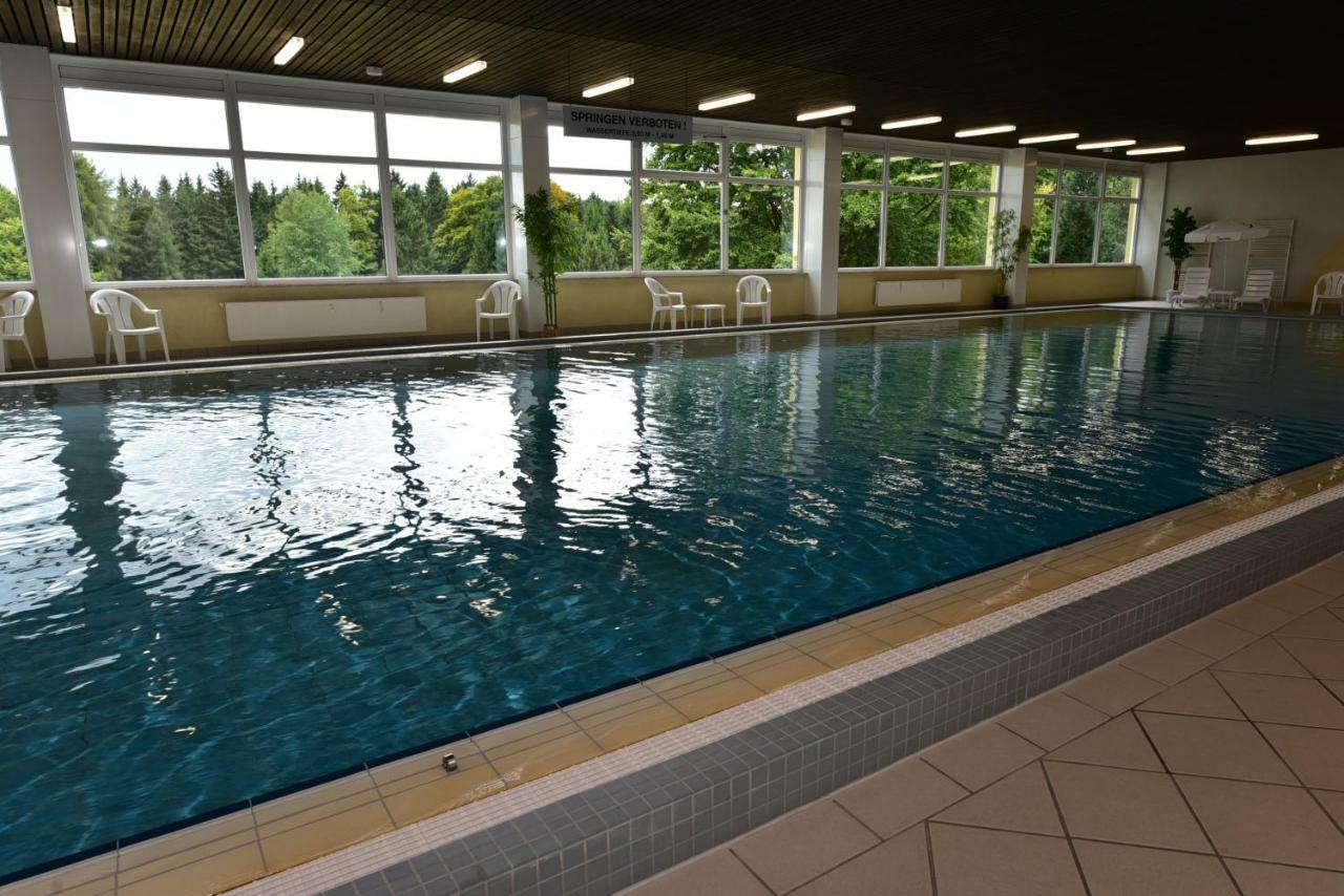 Ferienwohnung "Rodelnde Geiss" Mit Schwimmbad ブラウンラーゲ エクステリア 写真
